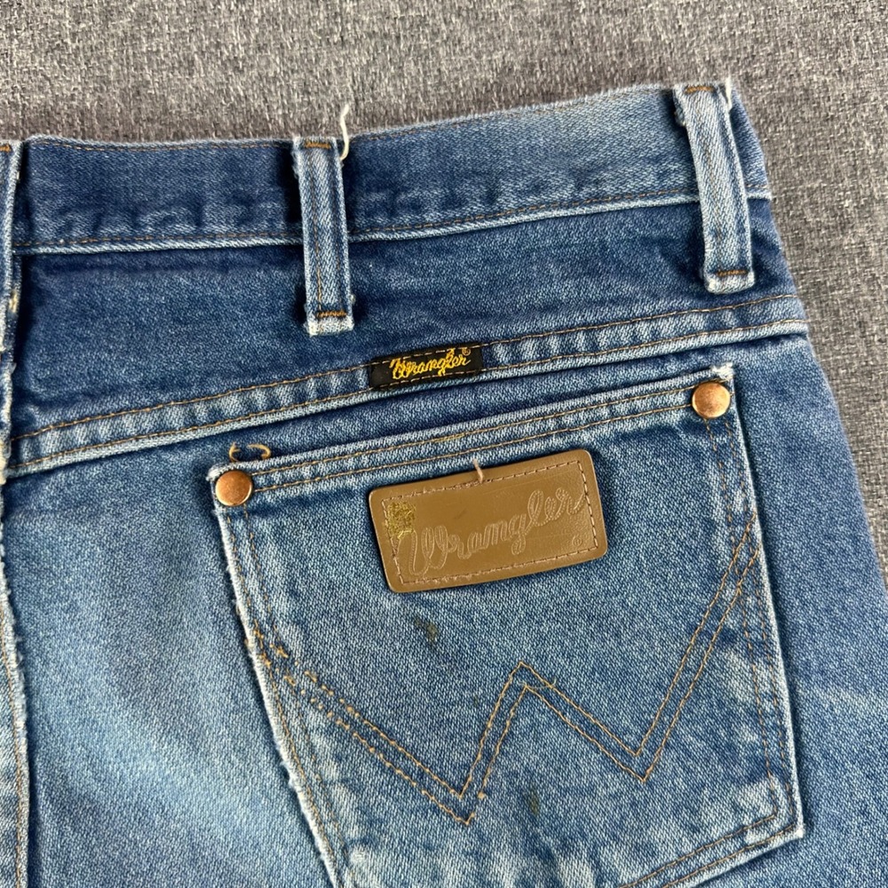 Wrangler Jeans Mens 34x32 936PWD Cowboy Cut Slim Fit Blue Denim Distressed - Picture 6 of 12